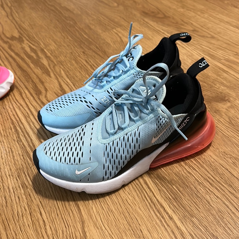 Nike air 27c